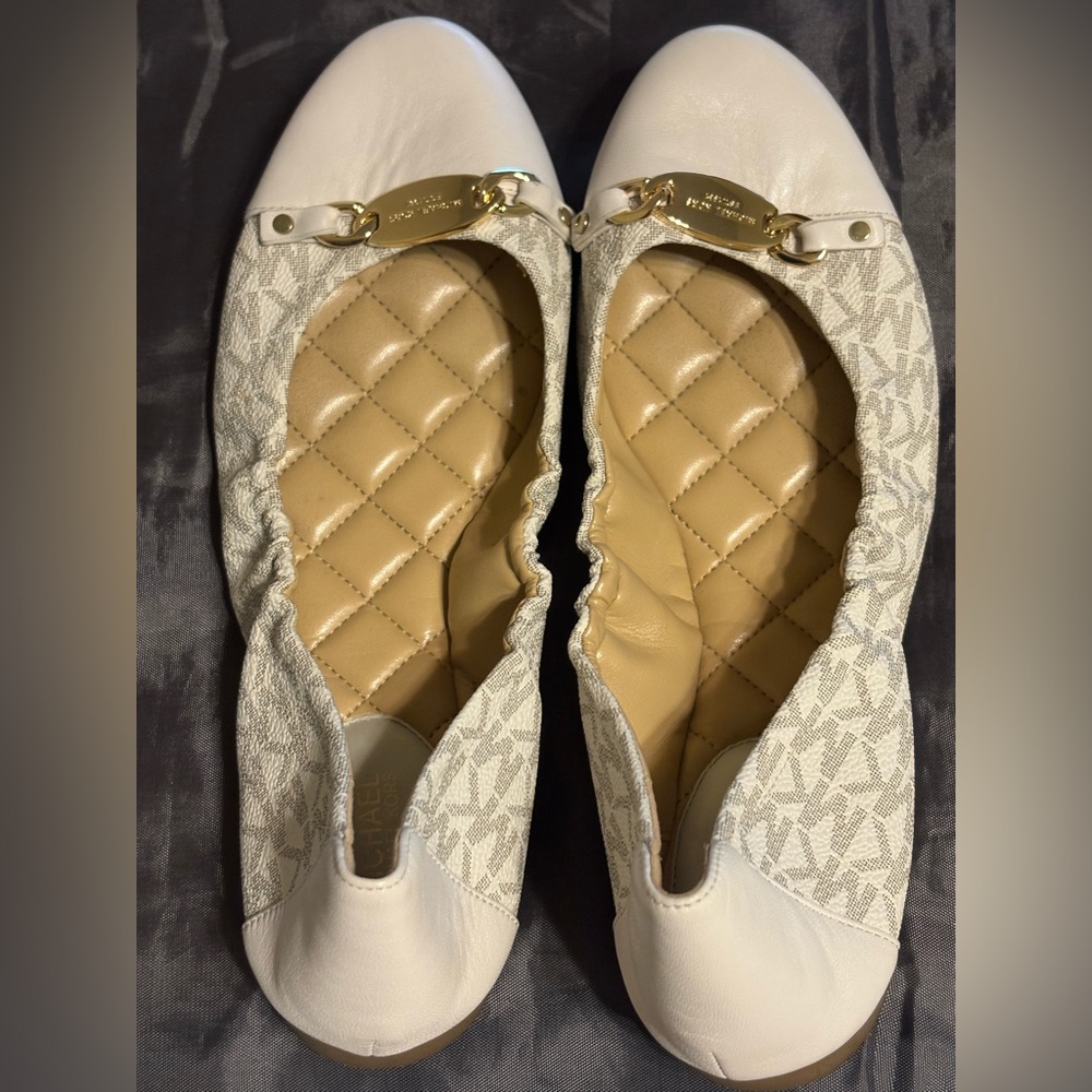 Michael Kors MK Logo Ballet Flats Women’s Size 9 White/Gold